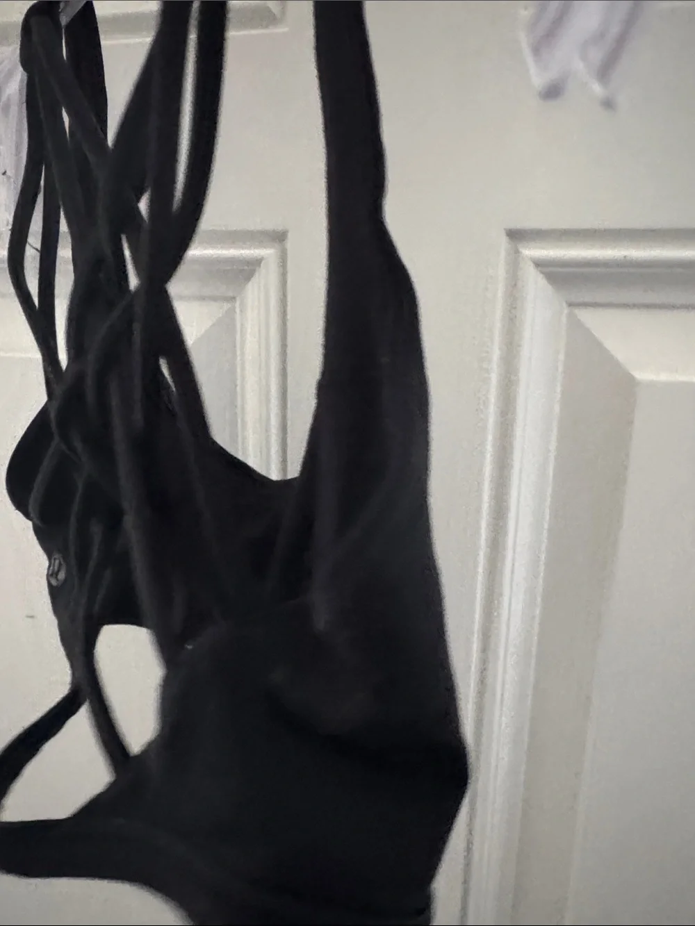 lululemon Frew to be Strappy Sports Bra - Black